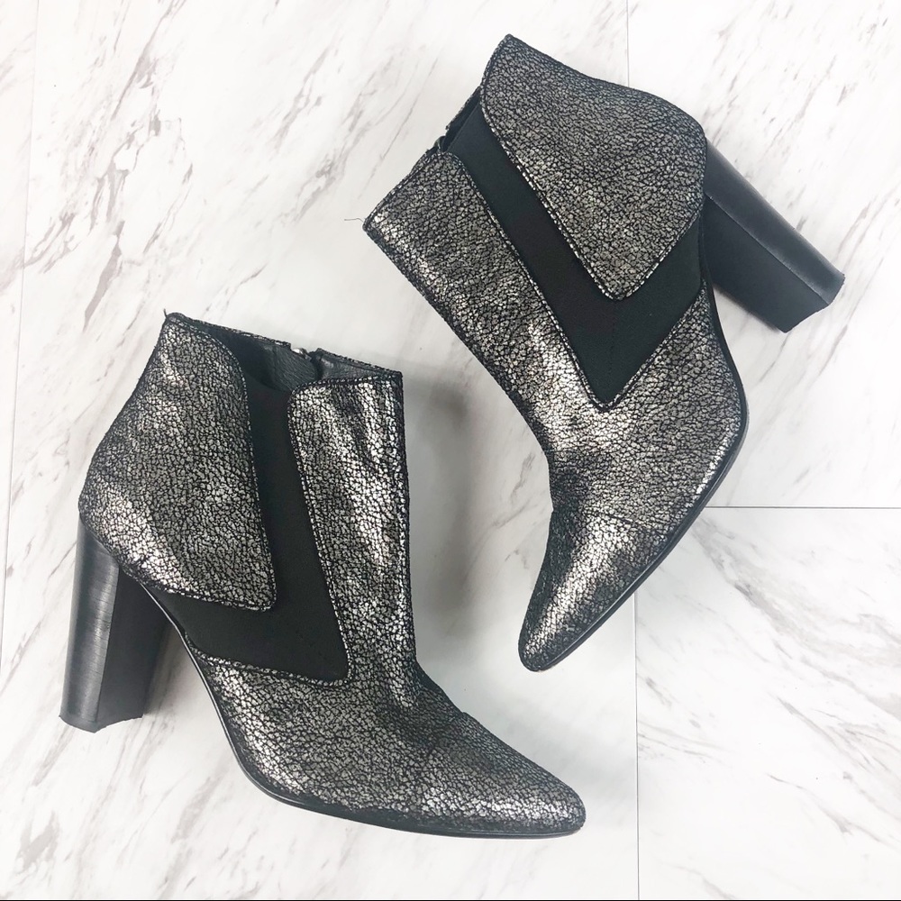Donald J. Pilner 8.5 Metallic Pointed Toe Boots